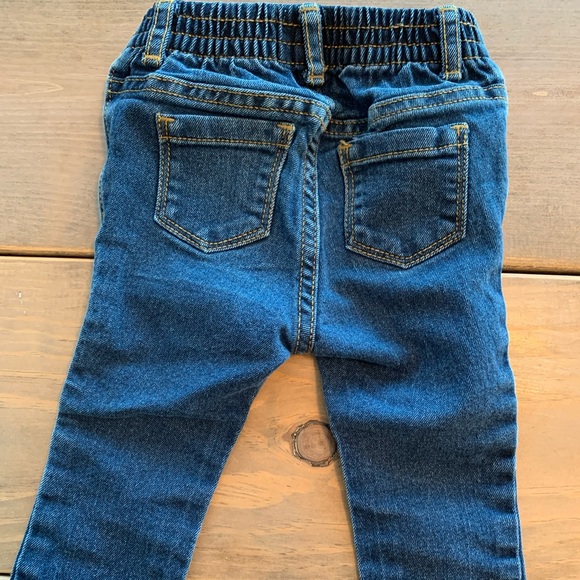 Old Navy Skinny Adjustable Jean - Picture 2 of 4